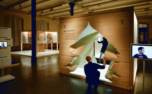 Atelier Brückner gestaltet Ausstellung zum Wissenschaftsjahr 2013