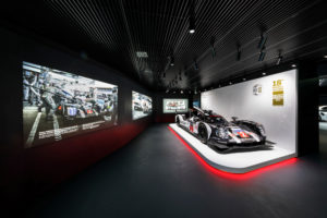 Neu-Inszenierung des Porsche Pavillons in Wolfsburg