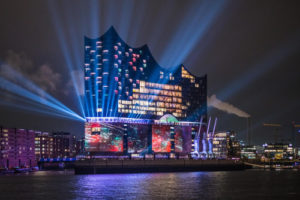 Musik-Visualisierung beim Opening der Elbphilharmonie