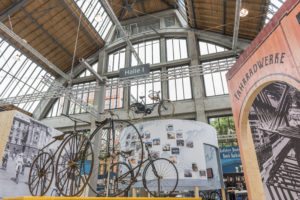 Balanceakte - 200 Jahre Radfahren: Sonderausstellung im Verkehrszentrum des Deutschen Museums